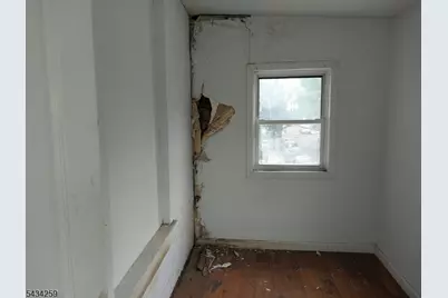 71 N 5th St, Newark, NJ 07107 - Photo 5