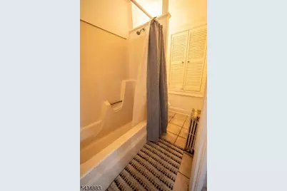 128 W 8th St, Plainfield, NJ 07060 - Photo 33