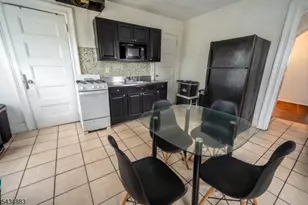 128 W 8th St, Plainfield, NJ 07060 - Photo 31