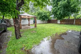 128 W 8th St, Plainfield, NJ 07060 - Photo 49