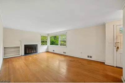 137 Beekman Rd, Summit, NJ 07901 - Photo 7