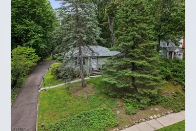 137 Beekman Rd, Summit, NJ 07901 - Photo 39