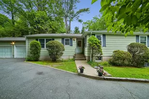 137 Beekman Rd, Summit, NJ 07901 - Photo 1