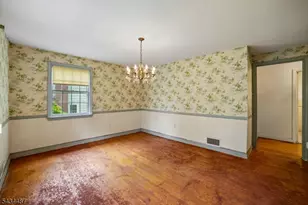 137 Beekman Rd, Summit, NJ 07901 - Photo 11