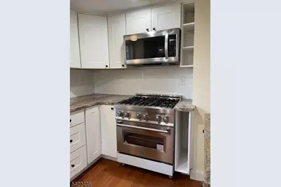 47 Franklin St, Franklin Township, NJ 08873 - Photo 3