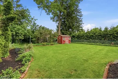 47 Victor Pl, Hawthorne, NJ 07506 - Photo 35