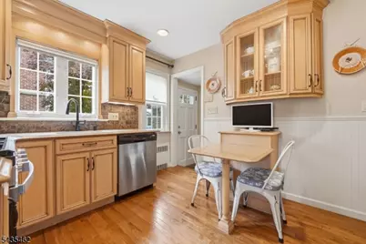 47 Victor Pl, Hawthorne, NJ 07506 - Photo 7