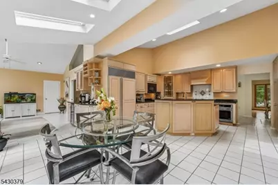 8 Union Hill Rd, Denville, NJ 07834 - Photo 11