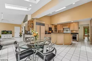 8 Union Hill Rd, Denville, NJ 07834 - Photo 11