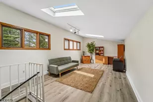 8 Union Hill Rd, Denville, NJ 07834 - Photo 31
