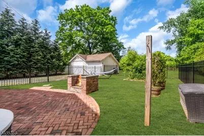 105 Somerville Rd, Bedminster Township, NJ 07921 - Photo 29