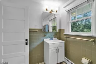 105 Somerville Rd, Bedminster Township, NJ 07921 - Photo 23