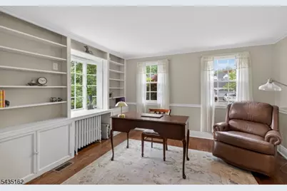 8 Normandie Pl, Cranford Township, NJ 07016 - Photo 11