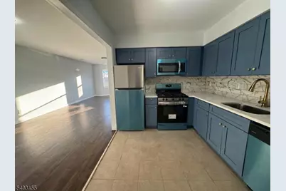 1057 Bond St, Elizabeth, NJ 07201 - Photo 5