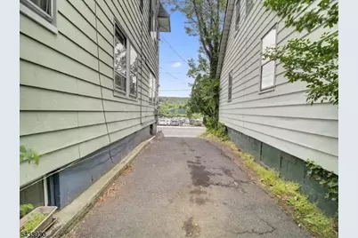 790 Valley St, Union Township, NJ 07088 - Photo 13