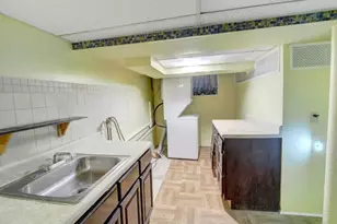 790 Valley St, Union Township, NJ 07088 - Photo 11