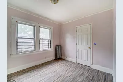 790 Valley St, Union Township, NJ 07088 - Photo 5