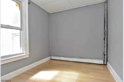70 Newark Ave, Paterson, NJ 07503 - Photo 19