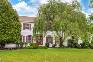 28 Kingswood Ct, Montgomery Township, NJ 08502 - Photo 3