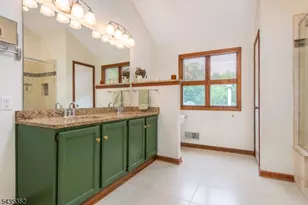 28 Kingswood Ct, Montgomery Township, NJ 08502 - Photo 35