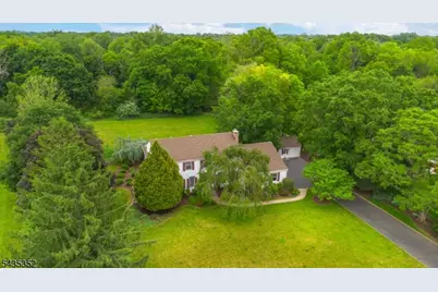 28 Kingswood Ct, Montgomery Township, NJ 08502 - Photo 1