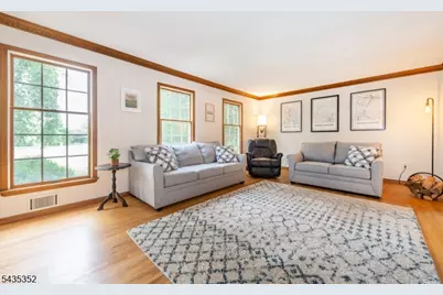28 Kingswood Ct, Montgomery Township, NJ 08502 - Photo 21