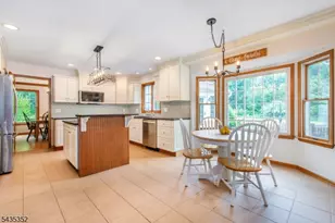 28 Kingswood Ct, Montgomery Township, NJ 08502 - Photo 11