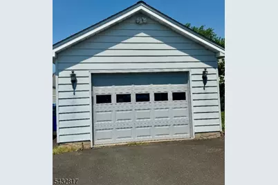 103 Onka St, Manville, NJ 08835 - Photo 13