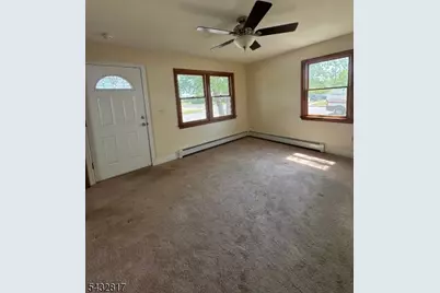 103 Onka St, Manville, NJ 08835 - Photo 5