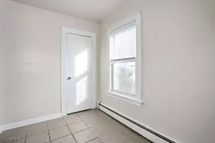 68 Mohawk Ave, Hawthorne, NJ 07506 - Photo 9