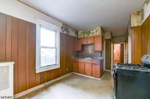 110 W 16th St, Linden, NJ 07036 - Photo 5
