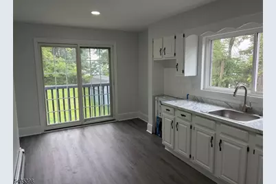 1104 N Washington Ave, Green Brook Township, NJ 08812 - Photo 7