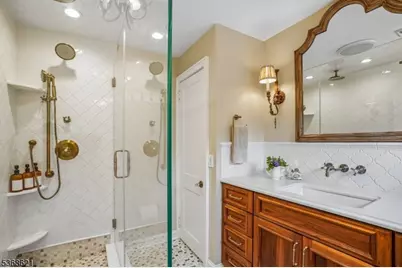 32 Potterstown Rd, Tewksbury Township, NJ 08833 - Photo 25