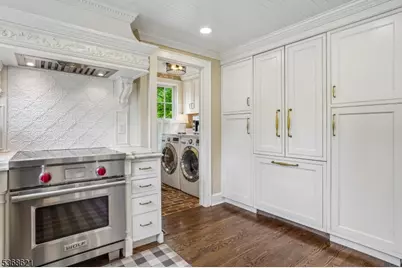 32 Potterstown Rd, Tewksbury Township, NJ 08833 - Photo 11