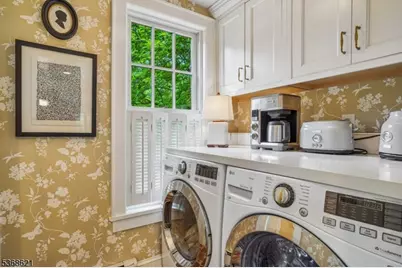 32 Potterstown Rd, Tewksbury Township, NJ 08833 - Photo 19