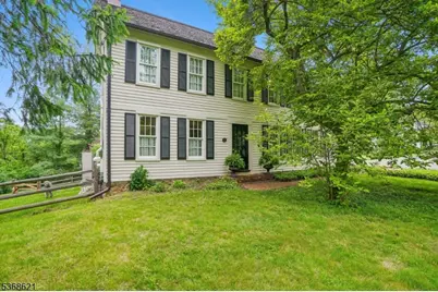 32 Potterstown Rd, Tewksbury Township, NJ 08833 - Photo 1