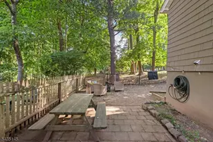 51 Ridgehurst Rd, West Orange Township, NJ 07052 - Photo 19
