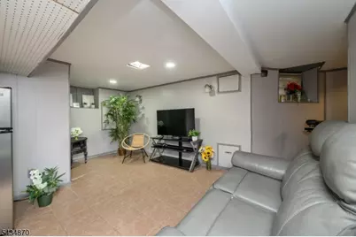 829-831 S 13th St, Newark, NJ 07108 - Photo 37