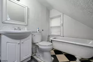 829-831 S 13th St, Newark, NJ 07108 - Photo 19