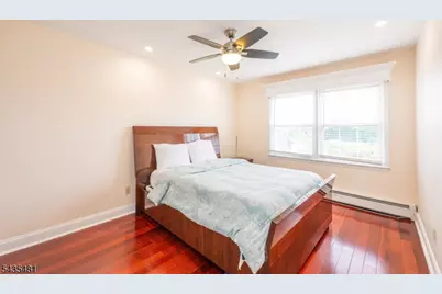 12 Rene Ct, Wayne Twp., NJ 07470 - Photo 15