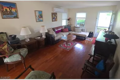 152B Boyden Ave #152B, Maplewood, NJ 07040 - Photo 3
