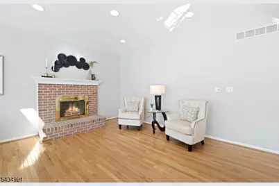 12 Montfort Dr, Montgomery Township, NJ 08502 - Photo 11