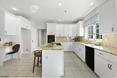 12 Montfort Dr, Montgomery Township, NJ 08502 - Photo 15