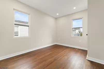 218 Ampere Pkwy, Bloomfield, NJ 07003 - Photo 27