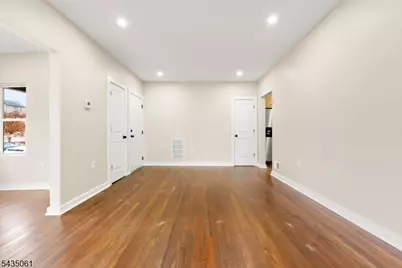 218 Ampere Pkwy, Bloomfield, NJ 07003 - Photo 5