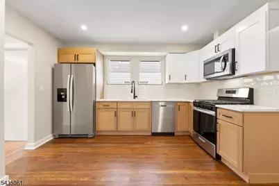 218 Ampere Pkwy, Bloomfield, NJ 07003 - Photo 17