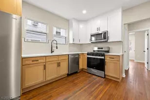 218 Ampere Pkwy, Bloomfield, NJ 07003 - Photo 9