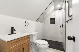 218 Ampere Pkwy, Bloomfield, NJ 07003 - Photo 31