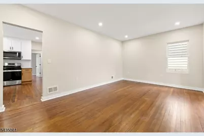 218 Ampere Pkwy, Bloomfield, NJ 07003 - Photo 7
