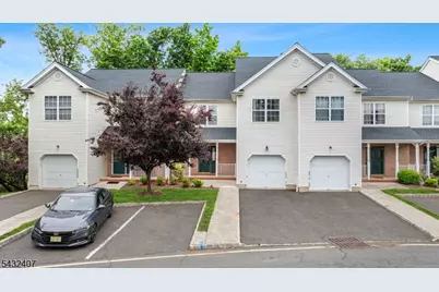 33 E Burgess Dr, Piscataway Township, NJ 08854 - Photo 41